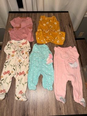 Carter's Baby One-Piece Sleepers Bundle - Pink, Mustard, Cream, Mint 3-6 months